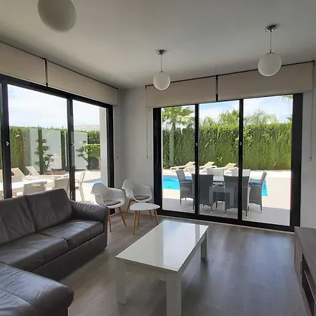 Villa La Marina Villa *