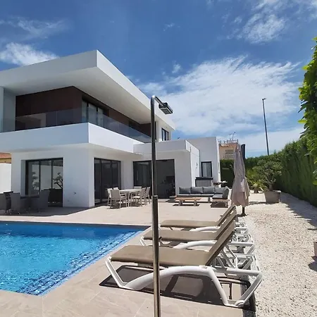 Villa La Marina *