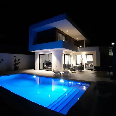 Villa La Marina Villa